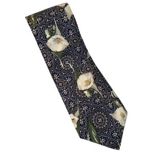 Tie Flower Medallion White Lily Floral Black Cream Tan 100% Silk Italy Men's Tie